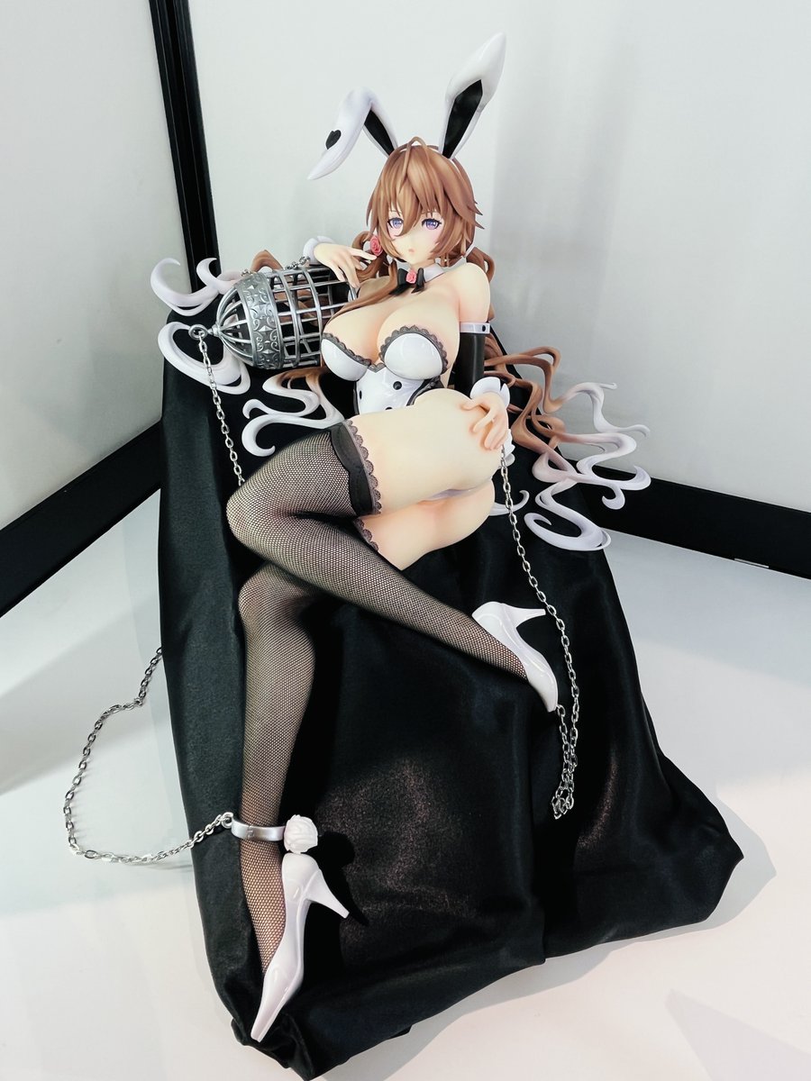 AmiAmi_English's tweet photo. B-style Yang Guifei [Caged Bird] from Houchishoujo by Good Smile Company!!

#Houchishoujo #YangGuifei #WonHobbyG #AmiAmiLive https://t.co/GmumYOrfML