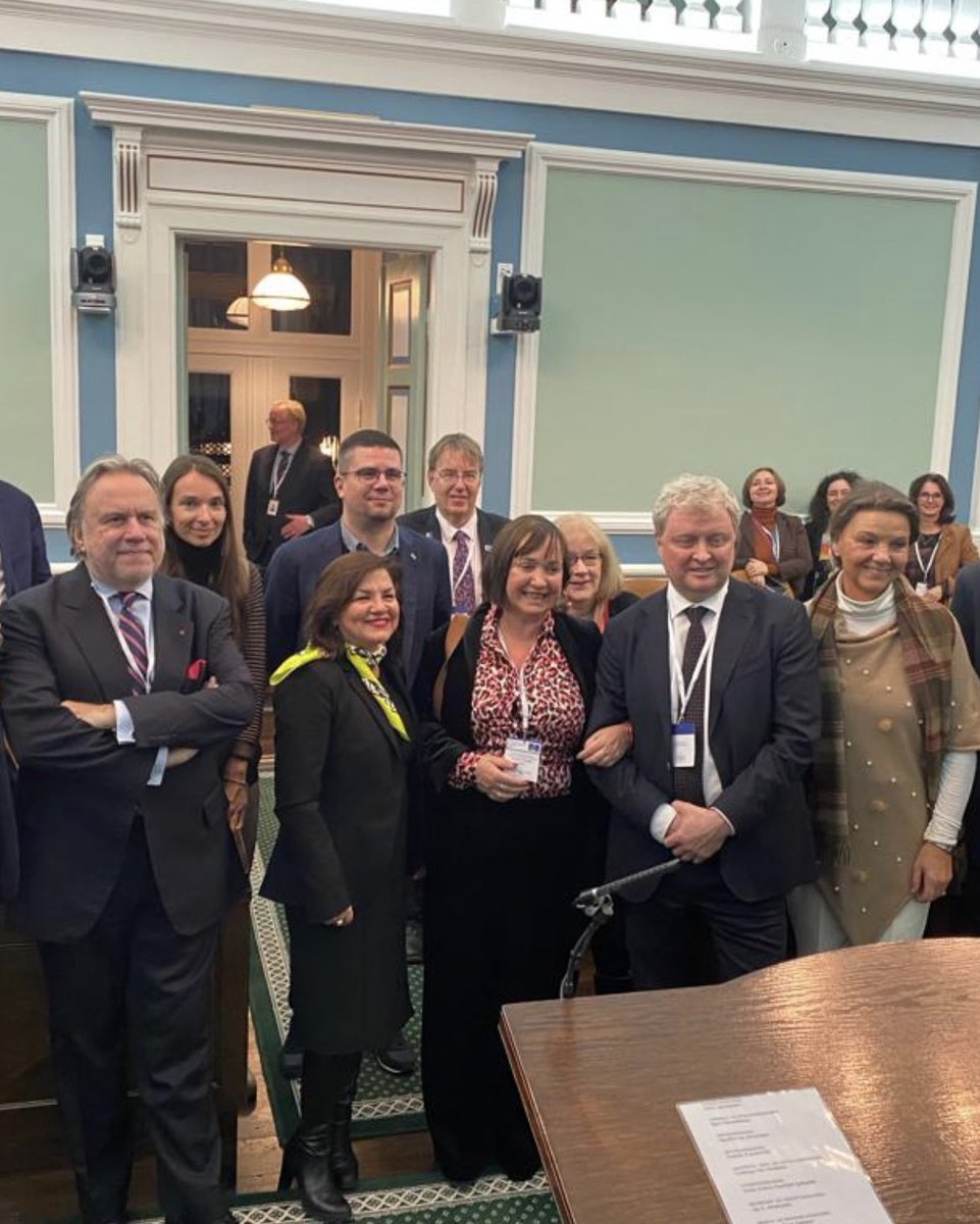 uelpace's tweet image. UEL fully supports the #RoadToReykjavik 
and thanks the head of the Icelandic delegation Bjarni Jónsson for the excellent organisation of the meetings of PACE in Reykjavik 
gue-uel.org/uel-fully-supp…