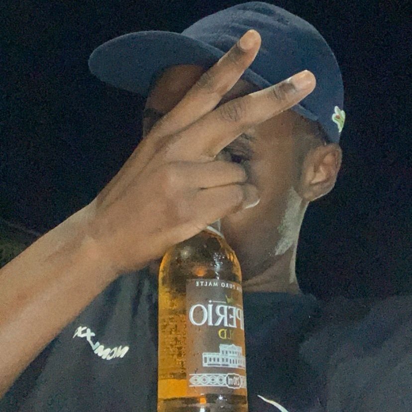 cacobxd's tweet photo. 😗✌🏾 https://t.co/JI7AncGFf4