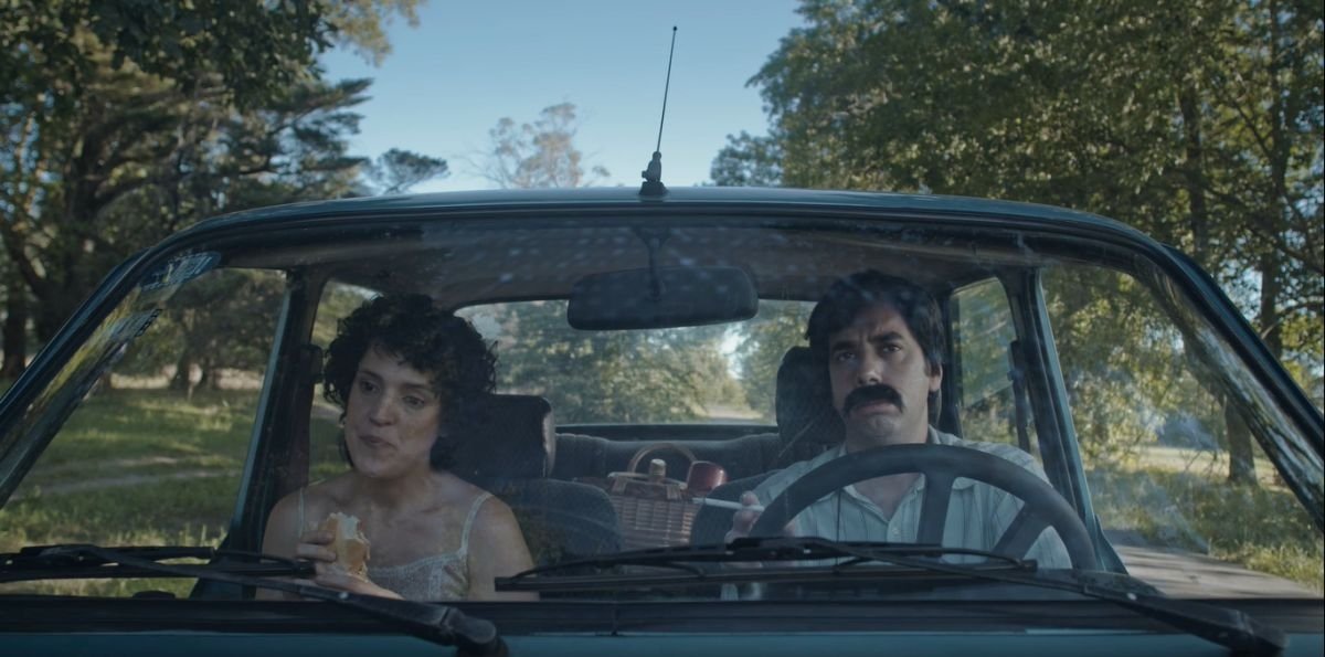 Nicovallejos___'s tweet photo. Algo que pasó en año nuevo @teloresumo es una comedia de terror dónde te vas a cagar de risa desde que empieza hasta que termina. Jorge en un primera peli como director usa muy bien los pocos recursos que tiene a su disposición de una manera excelente y inesperada. #Bars22 https://t.co/XE9W2llYzJ