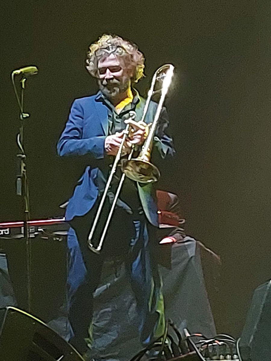 janeobrien6's tweet photo. Wow what a night @jackllukeman @3ArenaDublin superb show loved the special guests @VivaJerryFish @mary_coughlan4 @eimearcrehan https://t.co/Go2kyduGUm