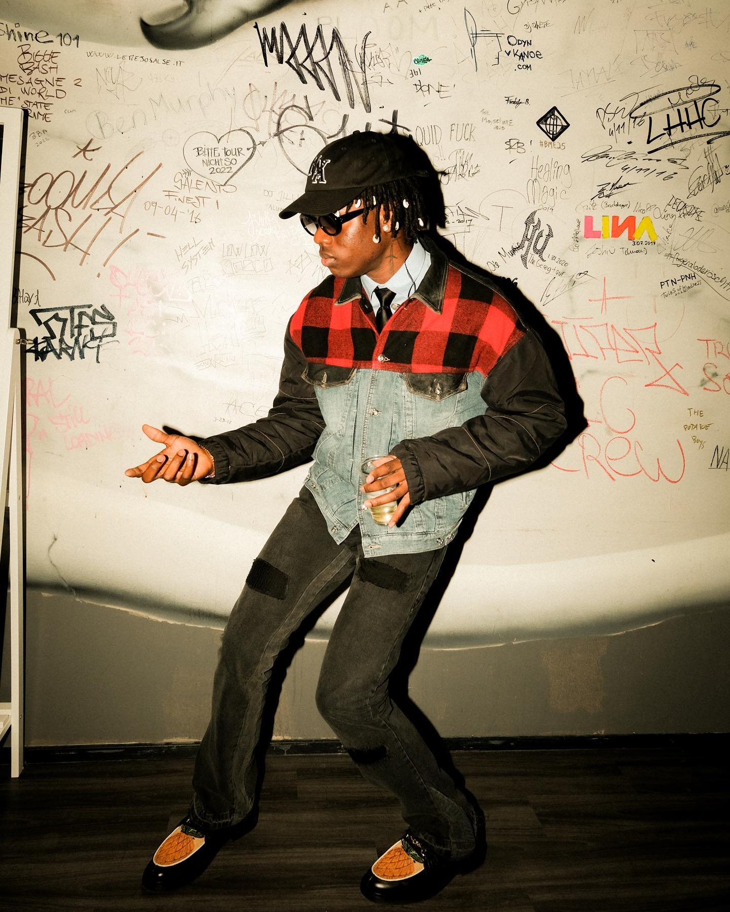 REMA GALLERY on Twitter ".heisrema's EU Tour! Zurich, Switzerland 🇨🇭