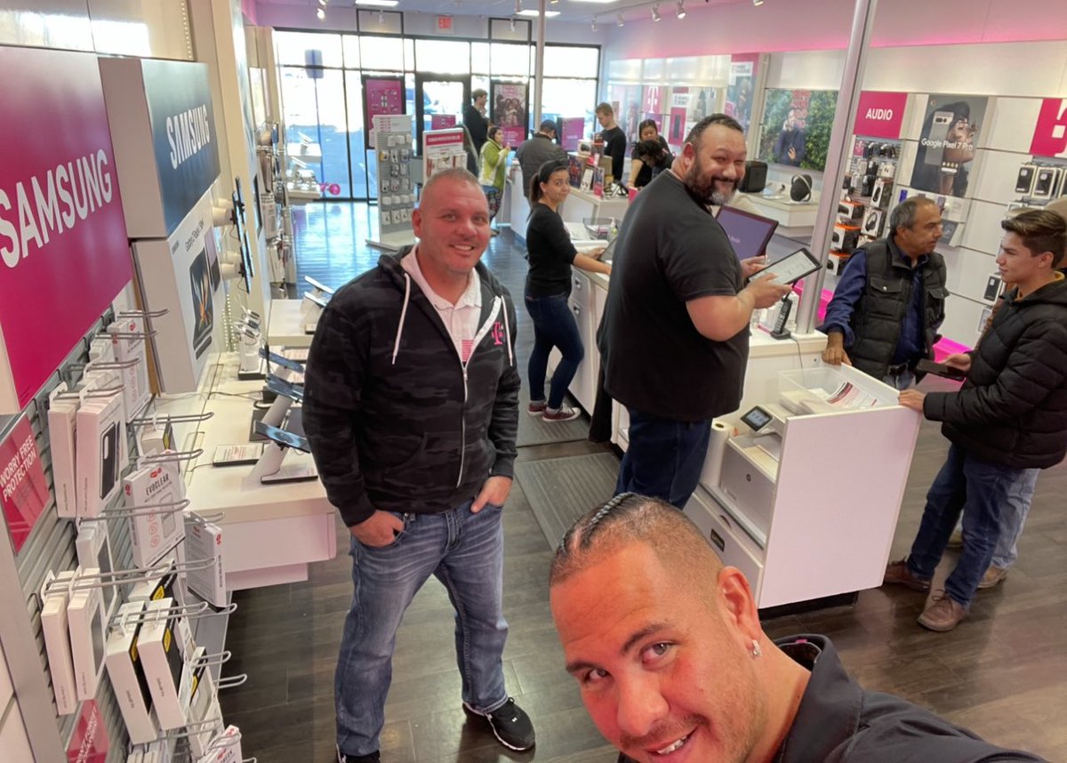There are a few things that are certain in life.. @Mikeminus3 showing up and showing out on black friday is a certainty! #PartyWithMike @TCCMobile @BrettKennedyTCC @jaymaliktcc @jszostek @Taboomar