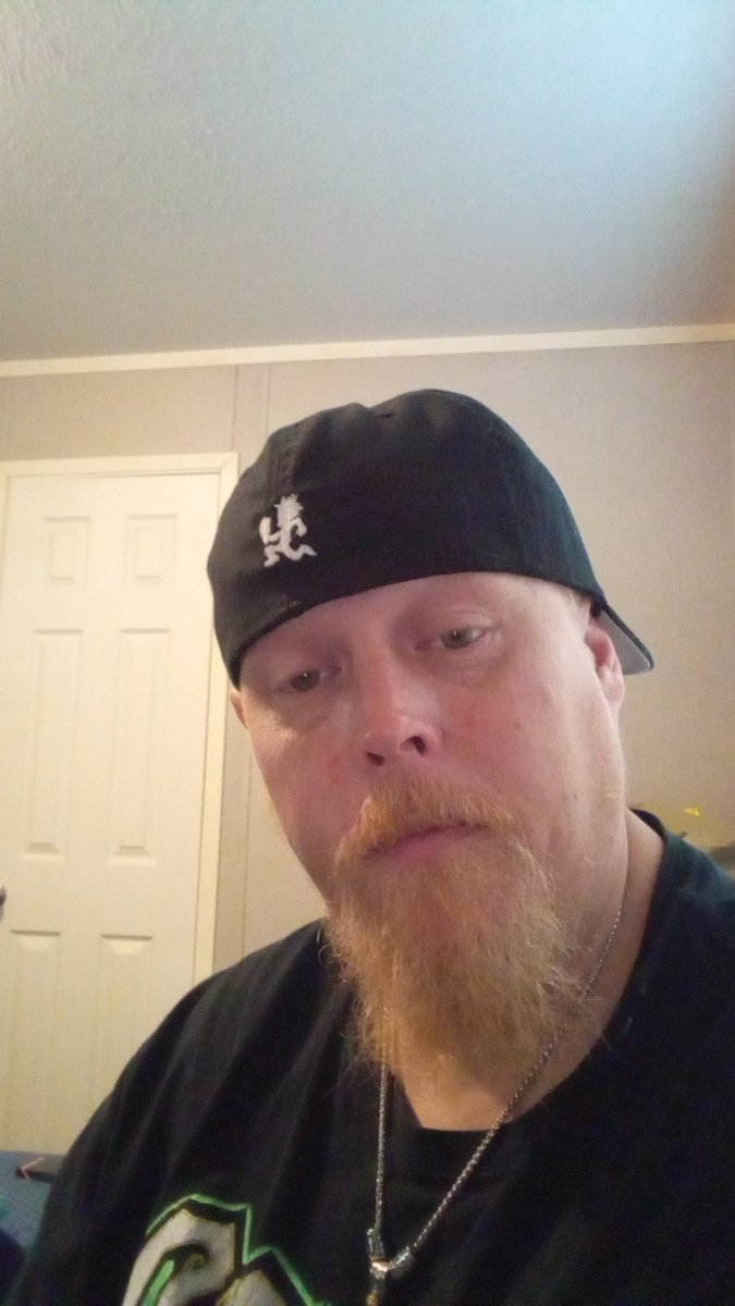 Kid_Chaos69's tweet photo. Happy mother fuckin birthday to me can I get some titties and ass on this thread #whoopwhoop #heresto42 #1980baby https://t.co/AXuDB91m1m