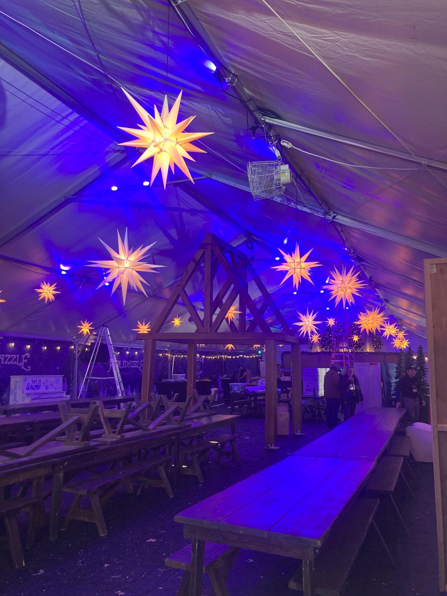 #holidazzle starts TODAY! All the fun starts at 5pm! We can't wait to see you all and enjoy the holidays together!