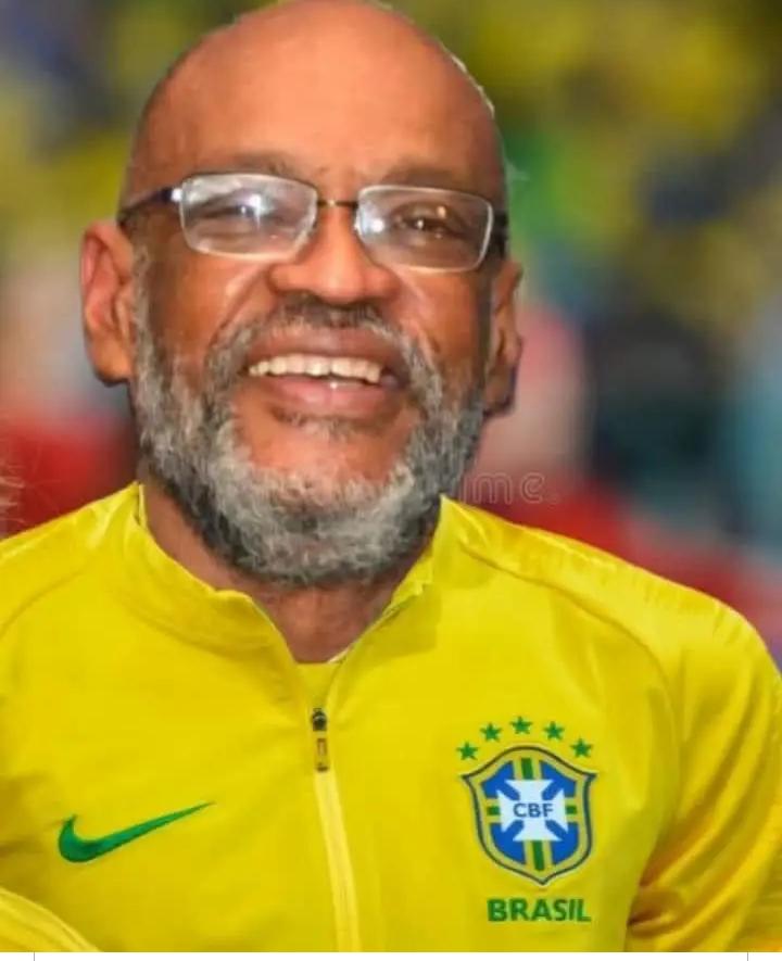 BoyReggaer's tweet photo. Ariel anry pran pòz fanatik Brésil pou ayisyen k bliyew sou pouvwa🤣🤣bwa kale https://t.co/SUyFkeXcyQ