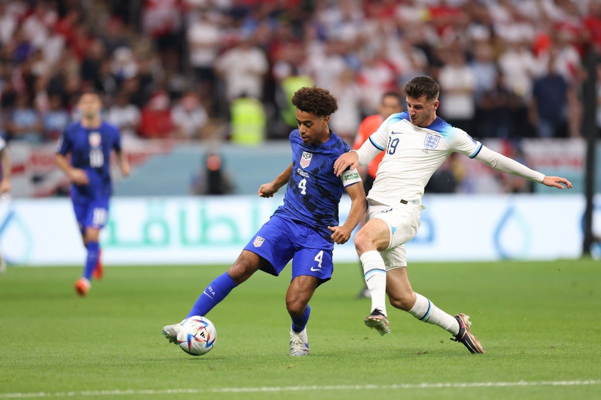 StatmanDave's tweet photo. Tyler Adams’ game by numbers vs. England:

100% tackles won
100% aerial duels won
87% pass accuracy 
60 touches 
3 ground duels won 
2/3 long balls completed 
2 clearances

Worked hard in midfield. 💪 https://t.co/oh2cC9TDup