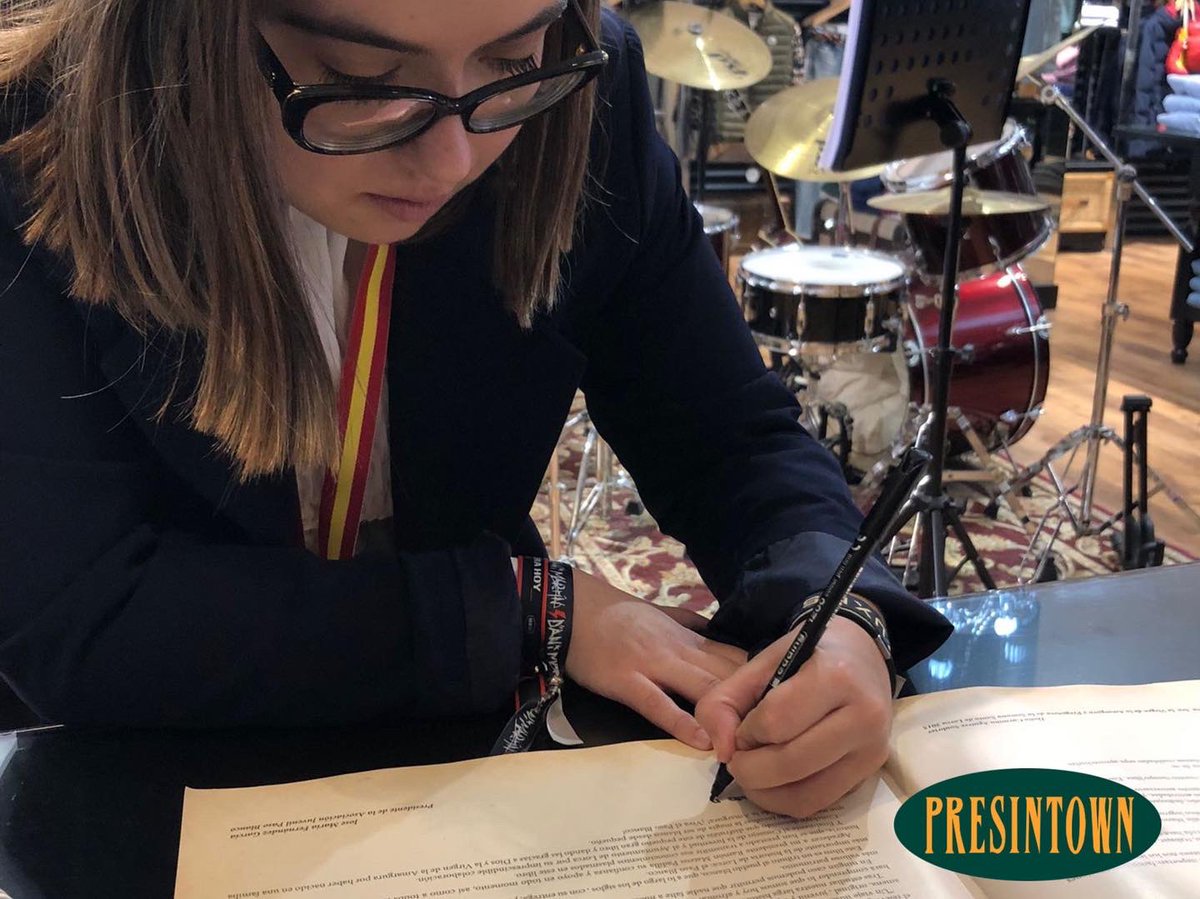 Como nuestro amigo Paco dice, buenos días Lorca y resto del universo musical👋🏽

Hoy hemos renovado nuestra colaboración con Presintown🥁, gran apoyo en nuestros proyectos. 

Gracias por confiar en nosotros!!

#yocomproenlorca #enelcorazondelorca #somosblancos #somosjovenes 🦅🤍