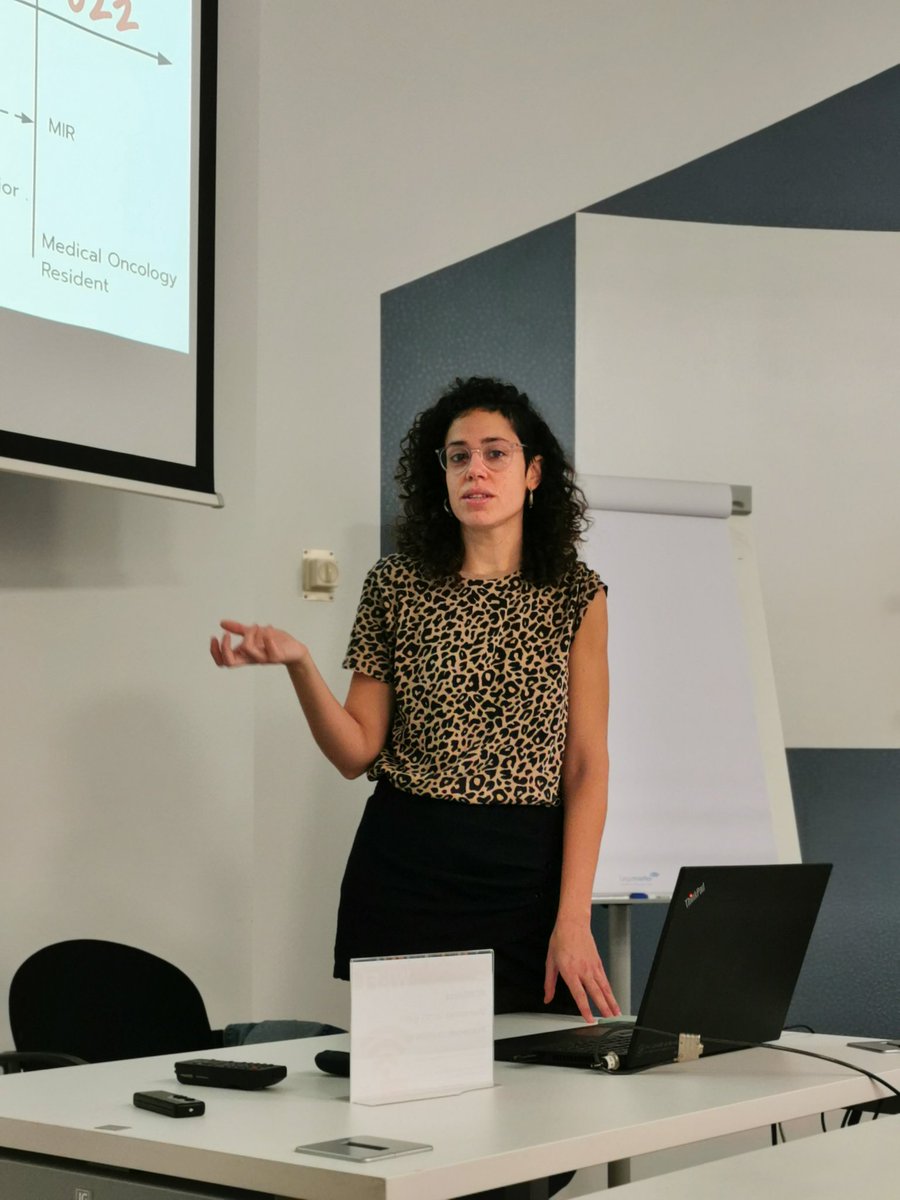Nuria Lopez-Bigas (@nlbigas) on Twitter photo Today we had the visit of <a href="/carlotarp_/">Carlota Rubio-Perez</a>, former PhD student at <a href="/bbglab/">bbglab</a>
She has an amazing career trajectory. Bilogy>Bioinformatics>PhD>postdoc>Medicine>and now clinical oncology residence at <a href="/hospitalclinic/">Hospital Clínic</a>
Thanks for your visit and Carrer talk to the lab
Very proud of you Today we had the visit of <a href="/carlotarp_/">Carlota Rubio-Perez</a>, former PhD student at <a href="/bbglab/">bbglab</a>
She has an amazing career trajectory. Bilogy>Bioinformatics>PhD>postdoc>Medicine>and now clinical oncology residence at <a href="/hospitalclinic/">Hospital Clínic</a>
Thanks for your visit and Carrer talk to the lab
Very proud of you