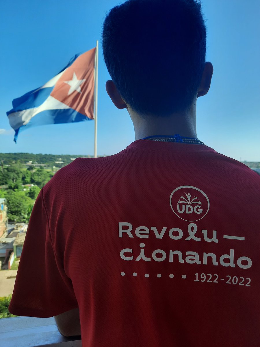 feu_orientec's tweet photo. Los delegados al #XIIIFNH que organiza la @FeuCuba recorrieron el conjunto patrimonial de la @UOCuba, donde conocieron de la historia y valor de las edificaciones de nuestra Casa de Altos Estudios que la hacen merecedora de la condición de Monumento Nacional. https://t.co/9DsDbbJWLj