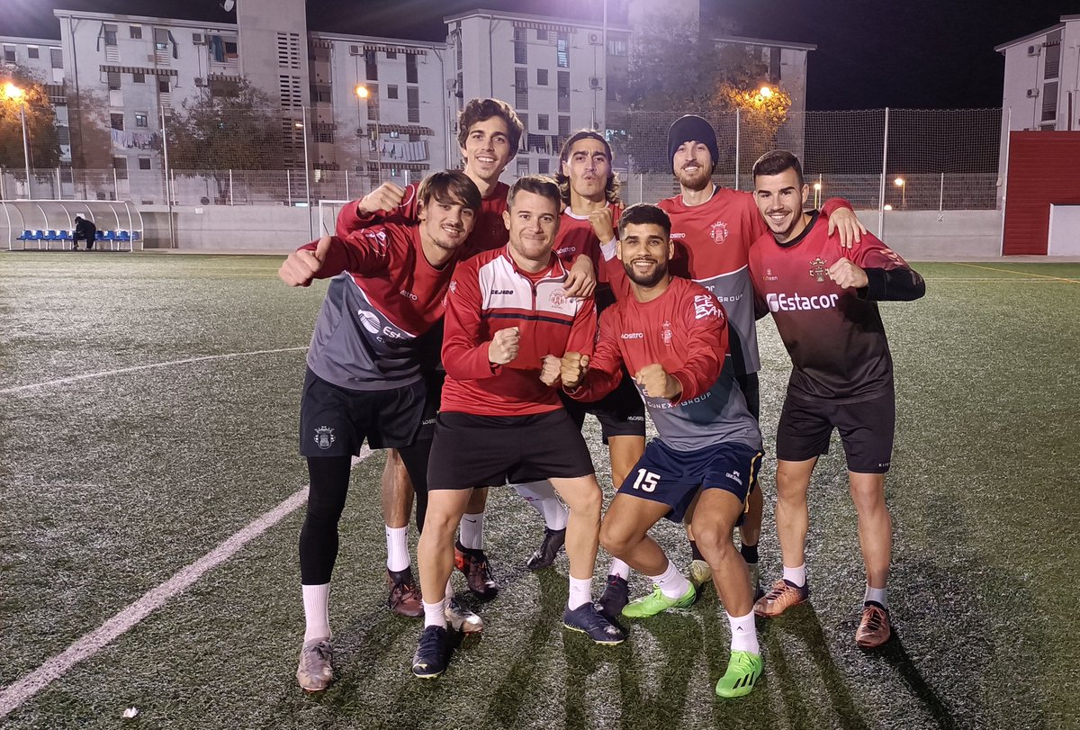 Y aquí el equipo ganador de hoy 🙄👌😏 tienen cositas estos chavales