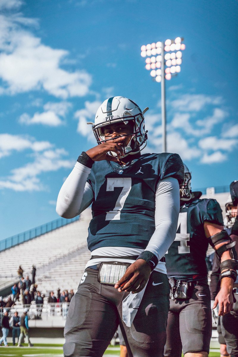 The coldest man to ever do it.

<a href="/JaylenSpriggs15/">Jaylen Spriggs</a> | @PTFSaints_FB