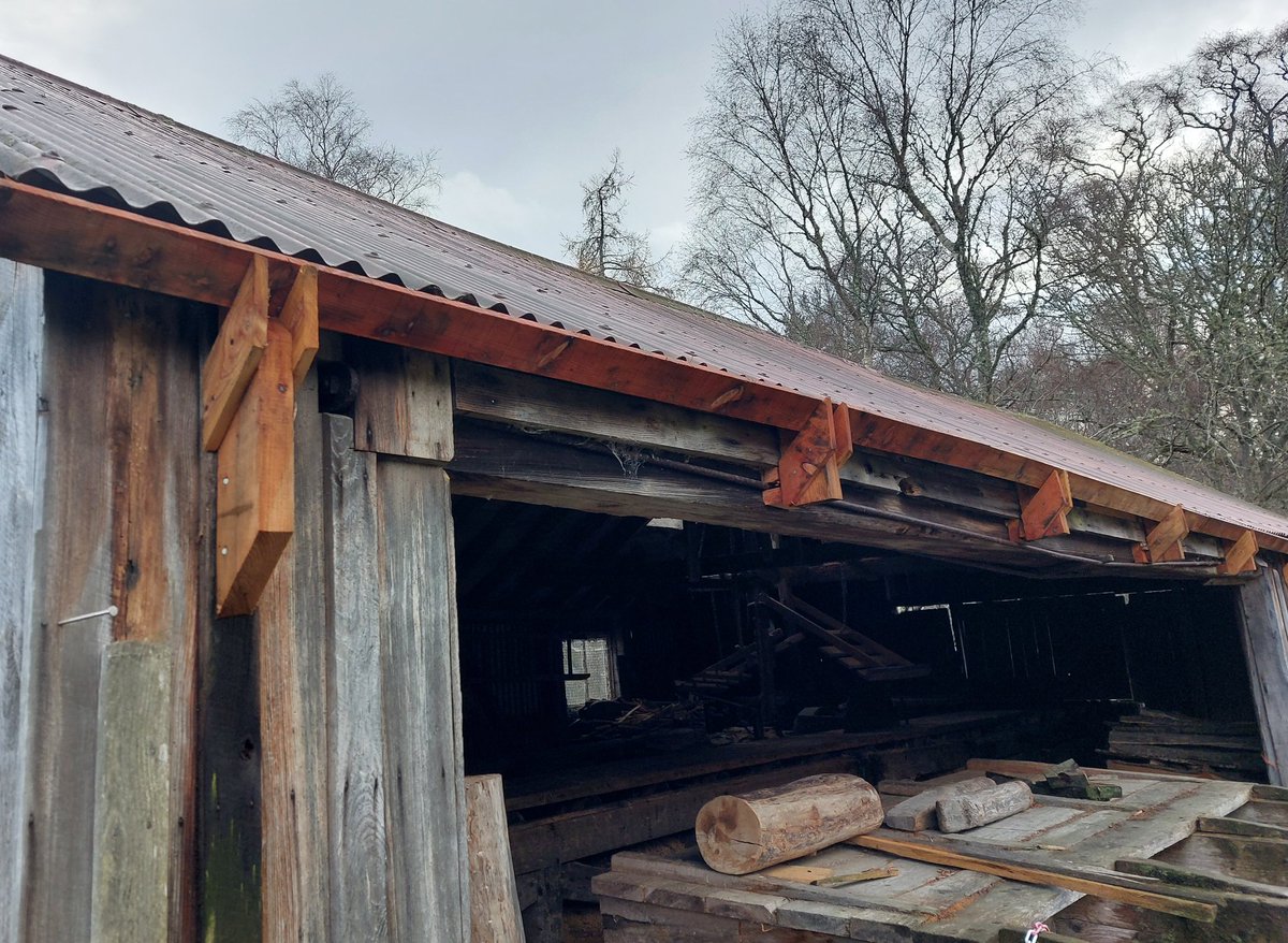 Thanks to @SPABScotland and @HistEnvScot  for the repair of the timber rhones at Finzean Sawmill during 2022 Working Party. #birsecommunitytrust #nationalmaintenanceweek #nationalguttersday