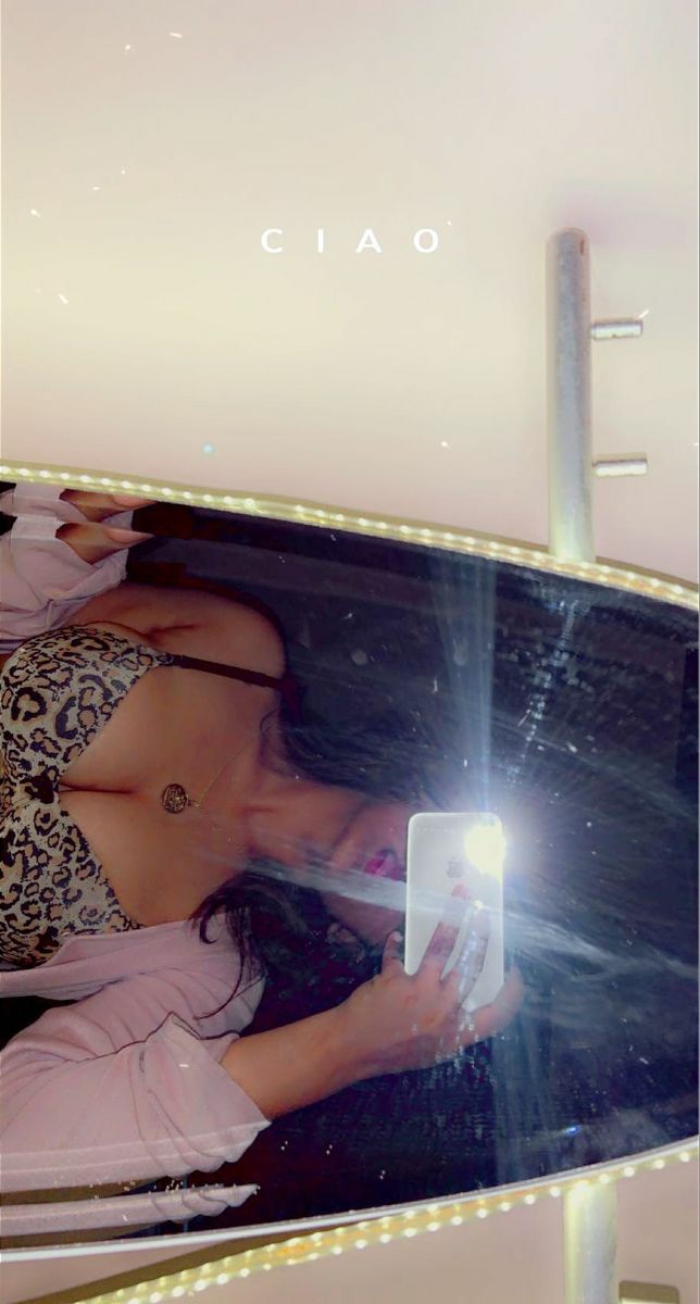 sazaniaa's tweet photo. I need sugar daddy
#sugardaddyneededasap 🤤🤤♥️ https://t.co/PX9Qei2q14