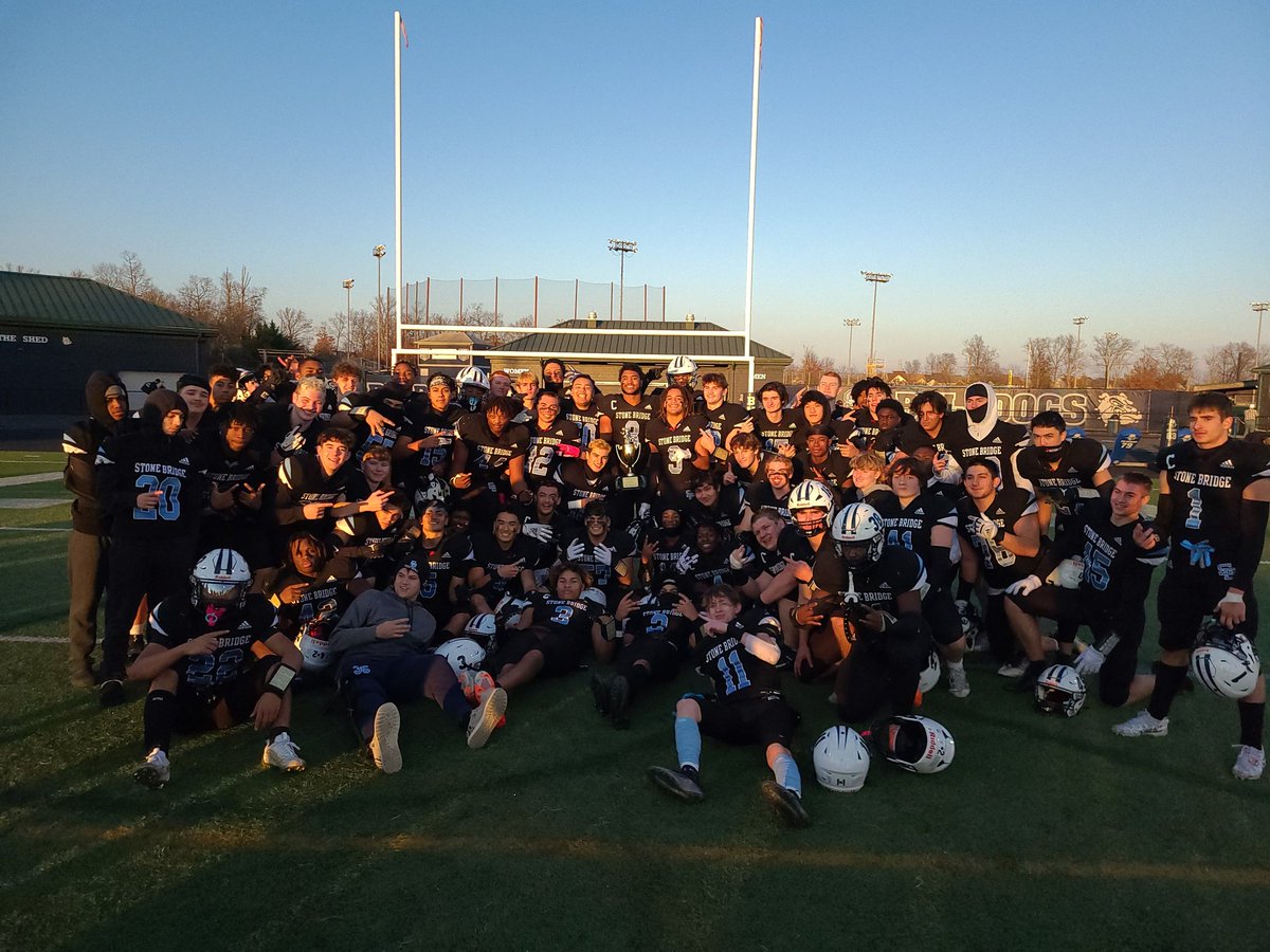 Congratulations to your 5D Region Champions <a href="/StoneBridgeFB/">SB Bulldog Football</a>!  Bulldogs 42 Mountain View 0. #SBOE