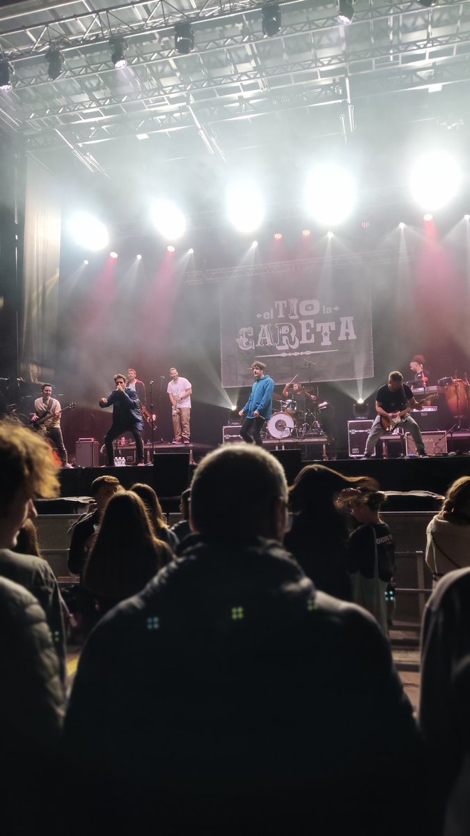 <a href="/ElTioLaCaretA/">El tio la careta (ETLC)</a> nou descobriment! Brutals!!