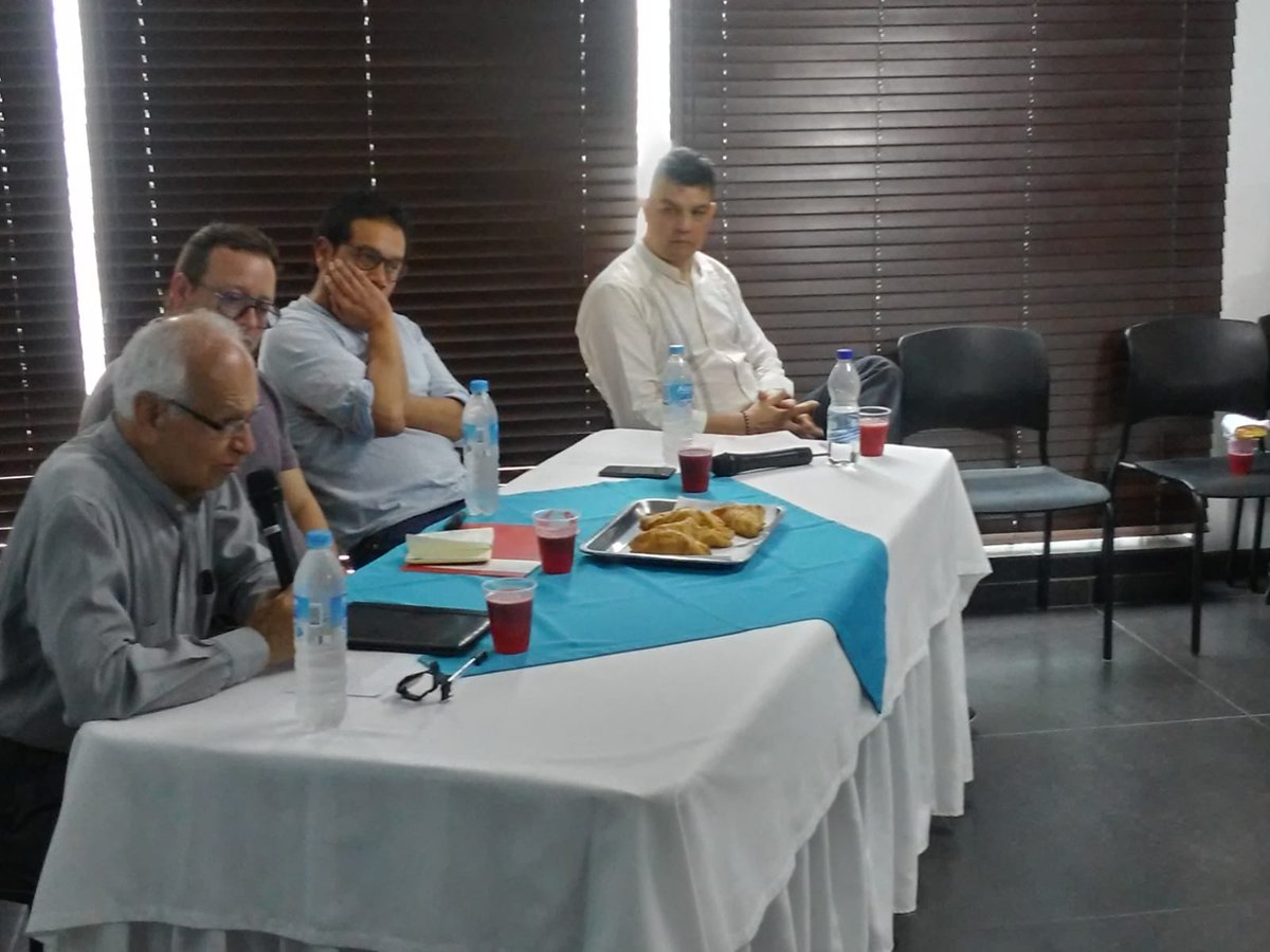 trochandosf's tweet image. Hoy se llevó a cabo en #Yopal #Casanare el lanzamiento del libro ¿Del paramilitarismo al paramilitarismo?, una producción escrita de la Fundación Rosa Luxemburgo.