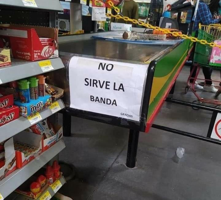 Drvr_mx's tweet photo. Nosotros sin encontrar comida China digna. https://t.co/kOnW3CVsGm