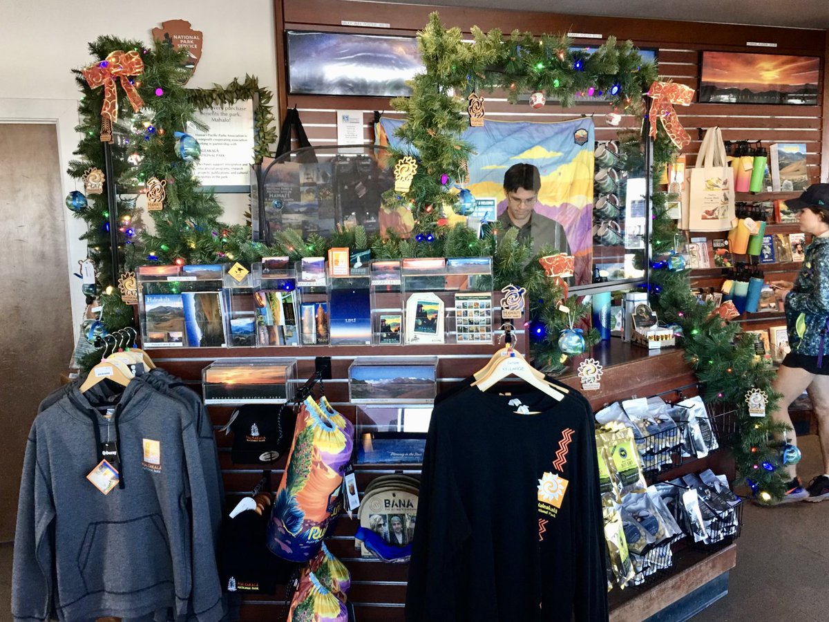 We are in the holiday mood at our @HaleakalaNPS store high on the summit of #Haleakala Volcano on #Maui! Bring that holiday gift list and we can help you check lots of boxes. It’s ok if that #shoppinglist is for you! 😉
#shopyourpark 🛍️🎁