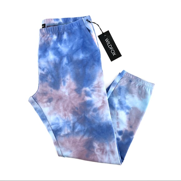 thehipuni's tweet photo. So good I had to share! Check out all the items I'm loving on @Poshmarkapp #poshmark #fashion #style #shopmycloset #pjsalvage #wildfox #victoriassecret: https://t.co/Tp8yLGN3ML https://t.co/j8QZ8xI7hI