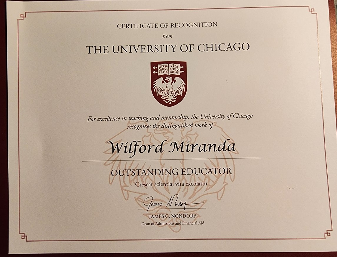 WilfordMiranda4's tweet photo. Shoutout to my former student Rita for nominating me for the 2022 University of Chicago Outstanding Educator Award! This award recognizes teachers who have served as mentors that helped others unlock their potential. It was an honor to have you in the classroom! https://t.co/Py463Vxfcn