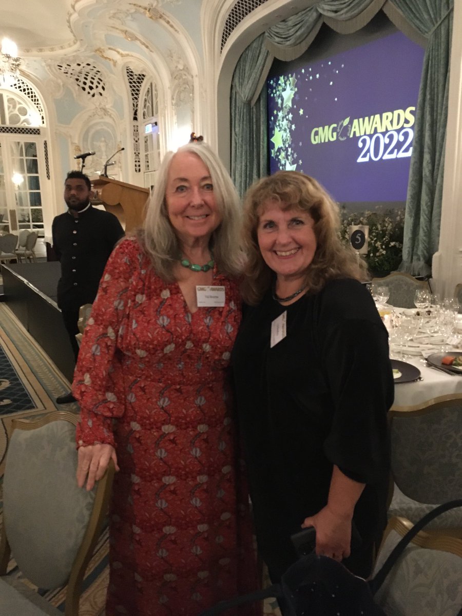 kgimson's tweet photo. Had such a lovely time at @GdnMediaGuild awards catching up with the lovely @valgardening and #ValBourne #gardening #friends https://t.co/NRpFUrNdvC