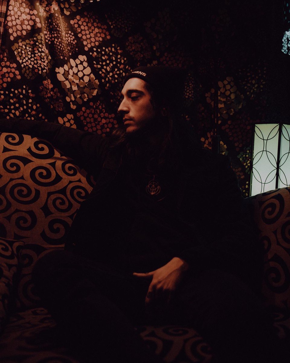 BAD OMENS tweet media