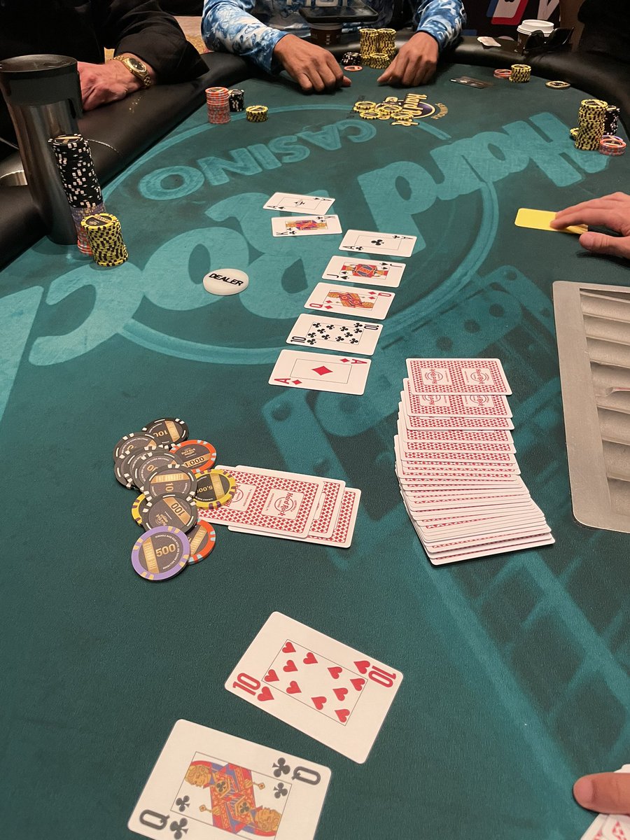 Simon Yu tweet media