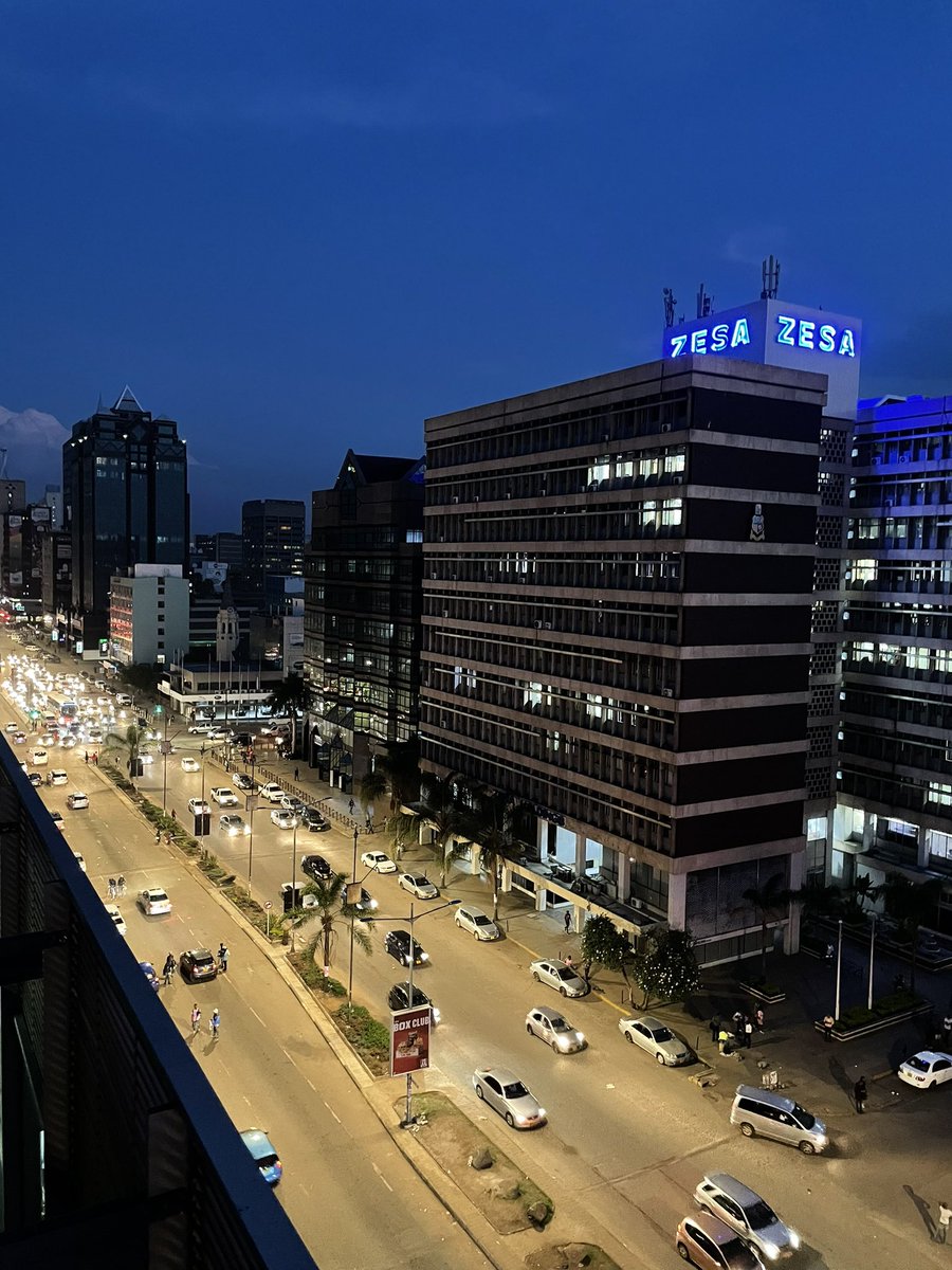 EmbEspZimbabwe's tweet photo. Come to @AfrotopiaZw Sun 27 November 2pm to watch the final screening of #Boxingforfreedom with director  #SilviaVenegas &amp; enjoy the super cool views of H-Town right from the top of the skyscrapers! @makingdoc @AECID_es @WFOZICAPA @EfieZethu @YazaAfrica @banglasurfgirls https://t.co/tEtxoe6xFm