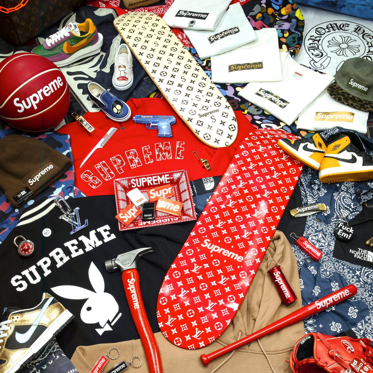Blitz Fam! 20 percent off all Supreme items until Monday! Free Shipping on all orders over $100. Tap in now projectblitz.com ⚡️⚡️