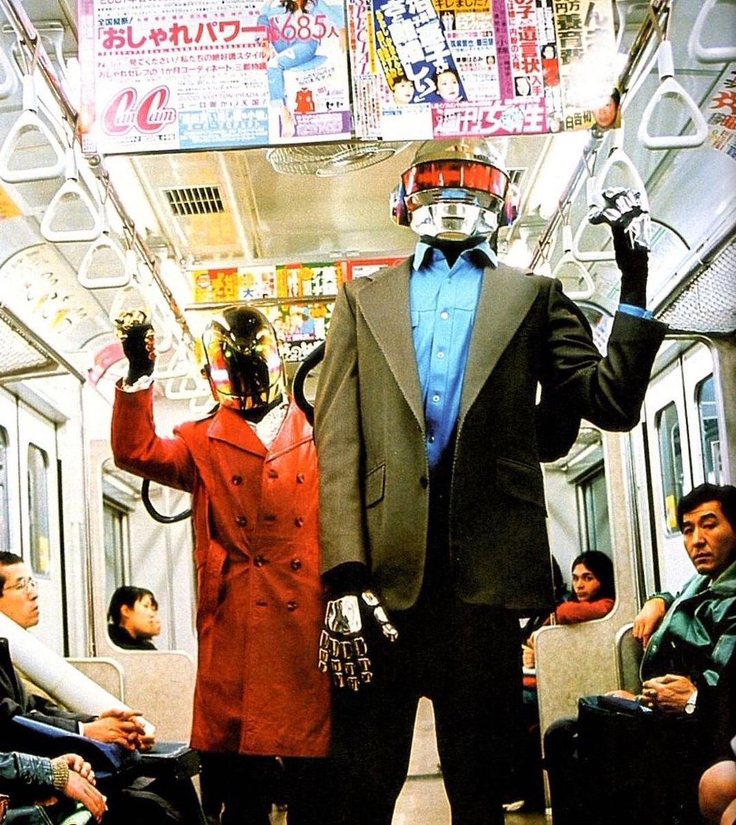 VisualNostalgia's tweet photo. DAFT PUNK, Tokyo Japan (2000) https://t.co/nFiMNdPlCh