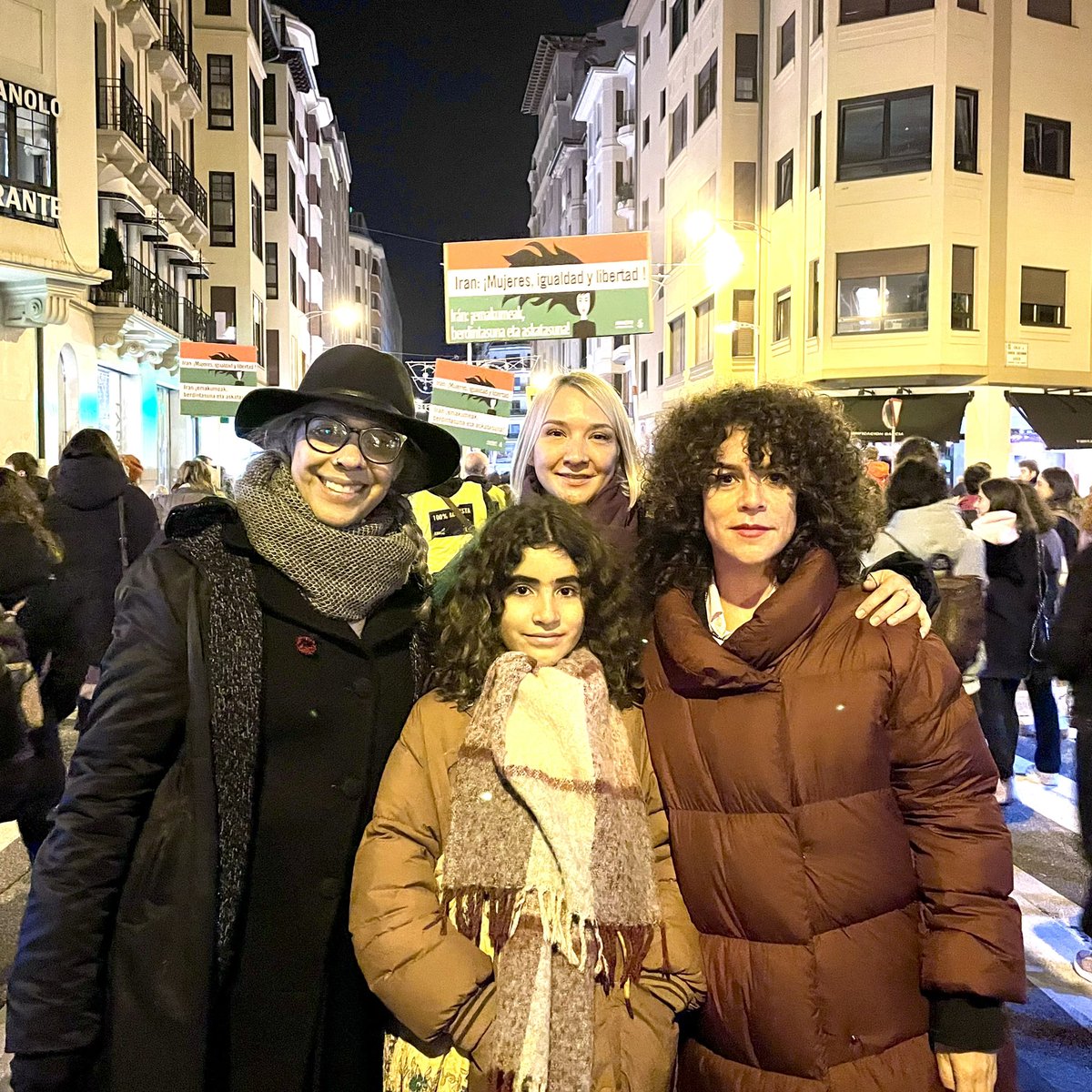 Este #25N salimos a las calles a seguir nuestro derecho a una vida libre de violencias y a exigir la reparación y el reconocimiento de daño a las víctimas.
<a href="/fundacionMAISA/">Fundación MAISA</a> #RomperElSilencio #DiaContralaViolenciadeGenero