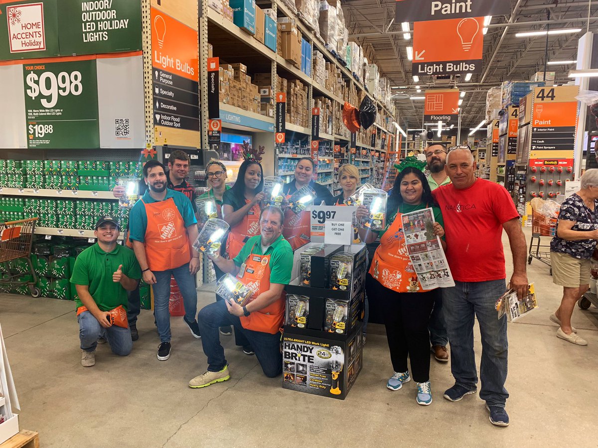 Cindy Sanchez (@cindysan_d9) on Twitter photo 