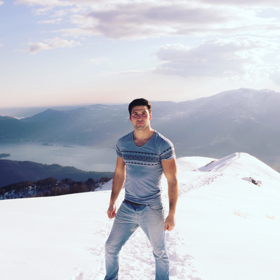 lorenzo_hunk's tweet image. Breathtaking view ⛰ How are you spending your weekend?

#sexyman #malemodels #menmodels #modeling #fitness #model #halloffame
#bodybuilding  #anonymous  #muscleman #gym #bodybuilder #hunk #ripped #shredded #bear #jock #physique #hotmen #aestheticphysique #pecs #biceps #forearms