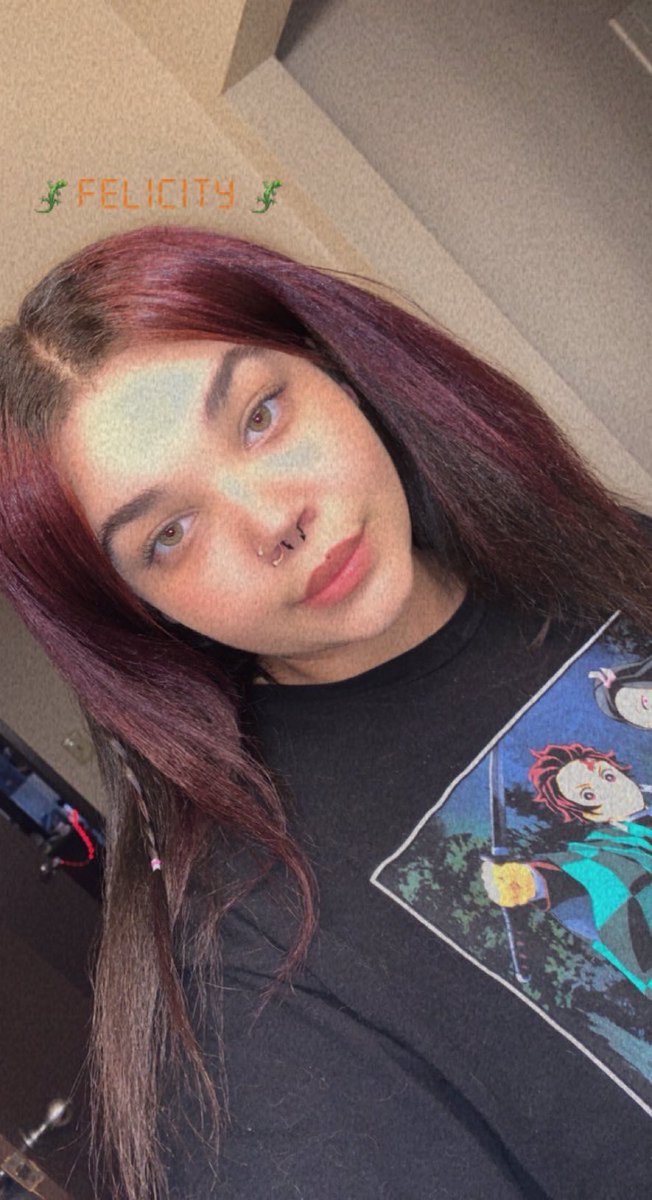 licigoddess021's tweet photo. A selfie for y’all https://t.co/9sj25ToT7d