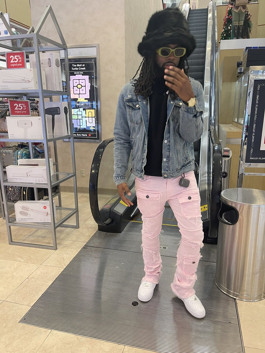 Mondcity's tweet photo. thankful 🤝🏽✨ https://t.co/4tQzDygNr0
