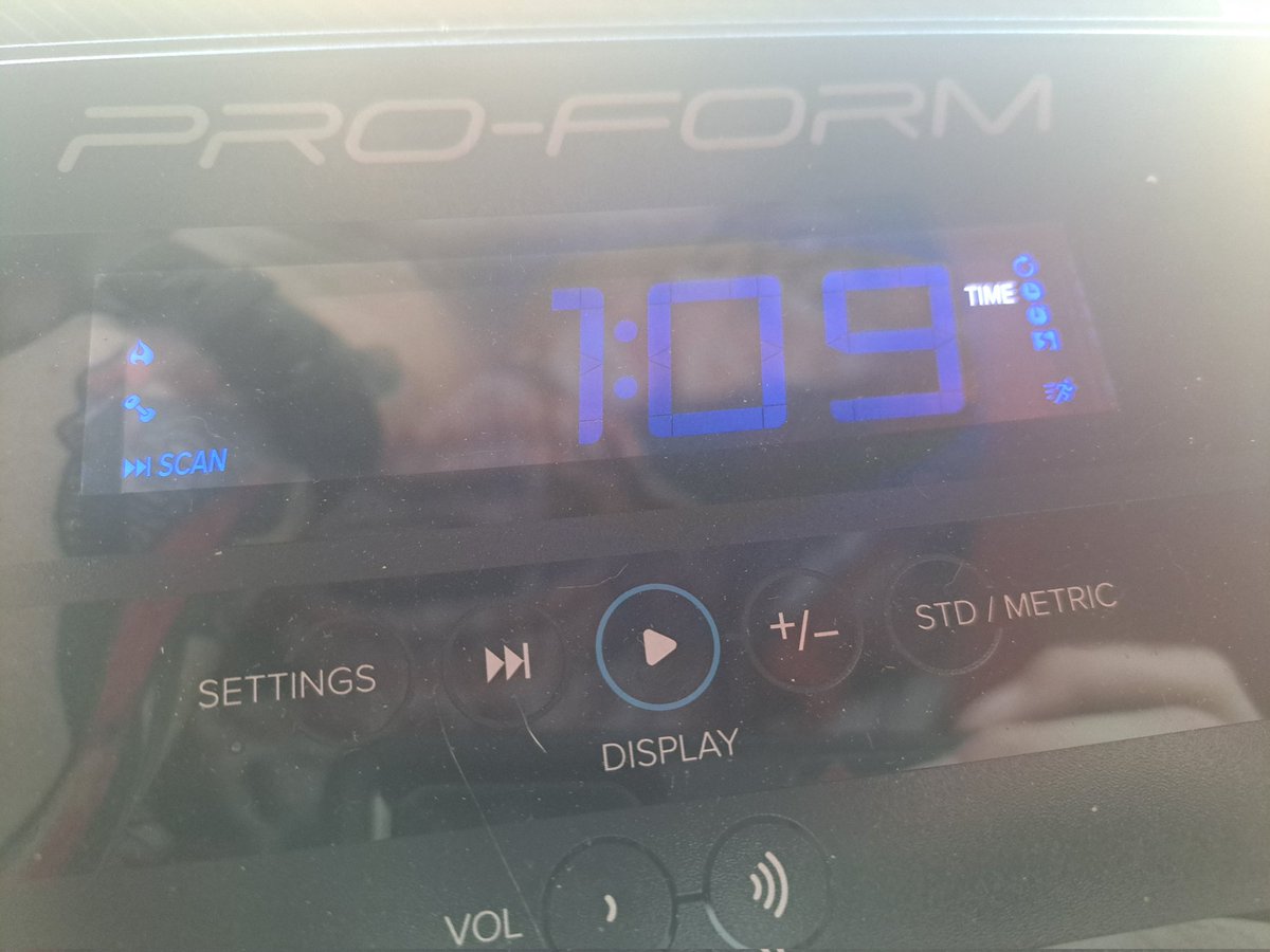 ProjectLUCAX's tweet image. I said I was going to do a Catwalk, an hour, on WARHORSE for @PlanetWilliams1 and @StiffRoboGinger. I gave them an extra 9 minutes cause hitting 10miles just had a better ring to it.
#ProjectLUCA
Bring on the @DDPYoga, @HEELCamaro's #FutureProblem