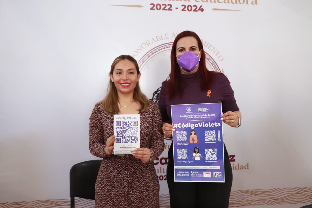 blancaluzmtz's tweet photo. Agradezco la invitación de la regidora Deyanira Altamirano a la presentación del #CodigoVioleta herramienta que busca ayudar a la erradicación de la violencia hacia las mujeres, fue un gusto saludar al presidente municipal @FMartinezNeri y los síndicos de @MunicipioOaxaca https://t.co/J1HZ78fLtb