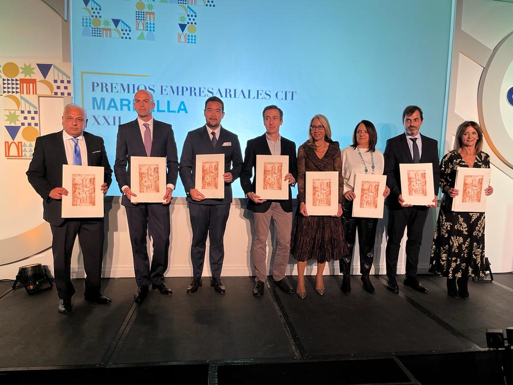 citmarbella's tweet photo. (3) Reconocimiento a nuestros patrocinadores oficiales de los XXII #PremiosCIT
✔️ #Fugaro
✔️ @lesroches_en
✔️ @exxacon
✔️ #PuertoBanus
✔️ @elcorteingles
✔️ #ClinicadelRio
✔️ @GrupoPenarroya
✔️ #Agrojardin
✔️ @TurkishAirlines
✔️ @BodegasLara https://t.co/ENu1q5a7Ba