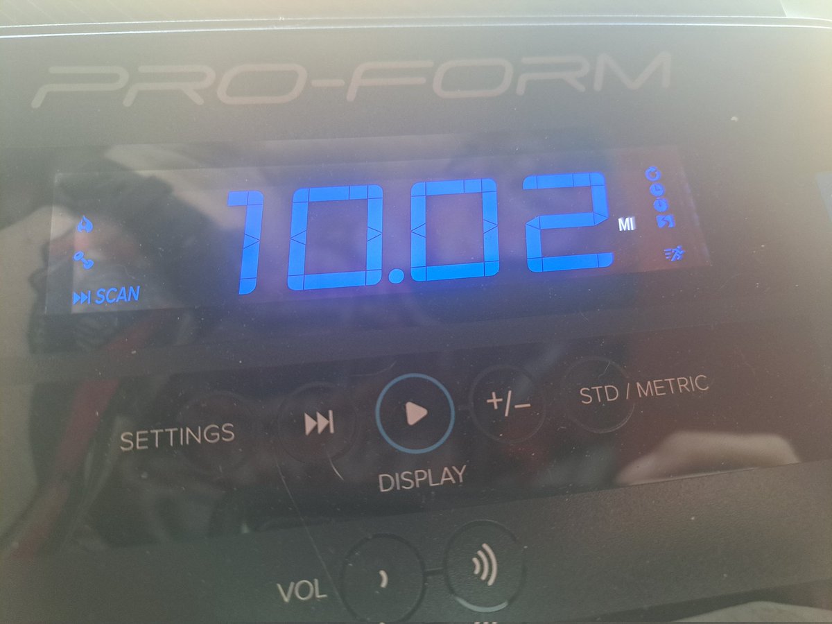 ProjectLUCAX's tweet image. I said I was going to do a Catwalk, an hour, on WARHORSE for @PlanetWilliams1 and @StiffRoboGinger. I gave them an extra 9 minutes cause hitting 10miles just had a better ring to it.
#ProjectLUCA
Bring on the @DDPYoga, @HEELCamaro's #FutureProblem