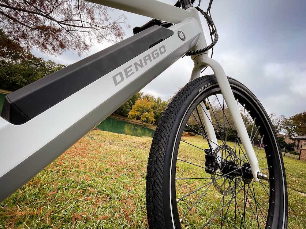 wwwBikecom's tweet photo. Black Friday deals are here! Save $300 on the award-winning Denago City Model 1 Top Tube eBike, for a limited time. https://t.co/X4RhcSYSRu

Plus 20% off helmets, car racks, pumps, and locks with code BLACKFRIDAY - https://t.co/hWhTff3V9Q

#ebike #blackfriday https://t.co/YUhBC0zG3a