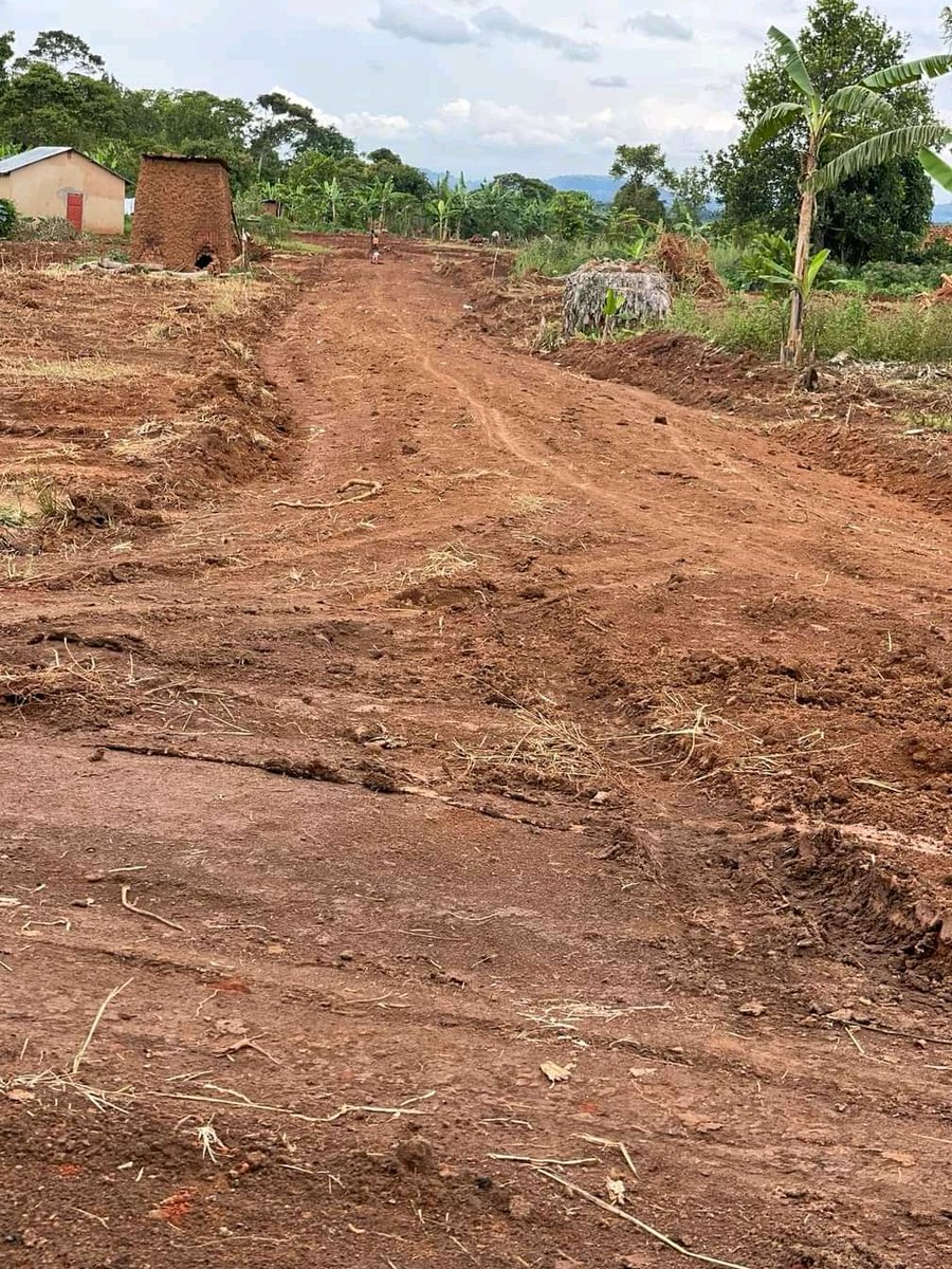 property_abode's tweet photo. When it comes to giving back to our clients genuinely, we don't hold back. As 2022 is saying bye to most of us. Don't be left landless or propertyless. Visit our offices on KW complex or reach us on 0778977686/0757994000 for legit business. #WorldCup https://t.co/Pe7JAr5wNQ
