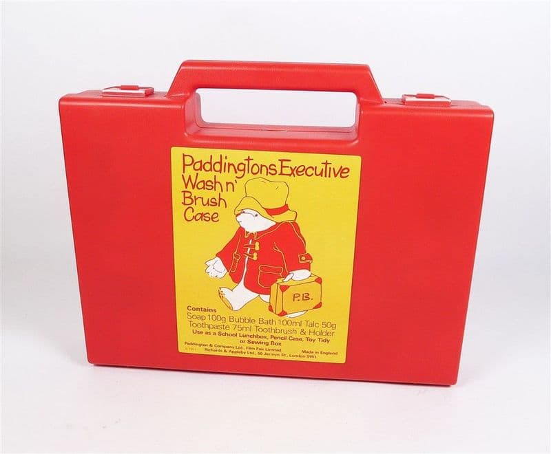 Vintage 1981 Richards & Appleby #paddington 🐻 #PaddingtonBear #Executive Wash n Brush Case Washing Kit retonthenet.co.uk/vintage-1981-r…