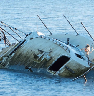 dwenmoth's tweet photo. It seems to me that the sea of opportunity in education is littered with shipwrecks. So what are the signs we could be looking for as warnings of another disaster likely to happen? https://t.co/wC02y6yZmL https://t.co/yeMUnUA2mZ