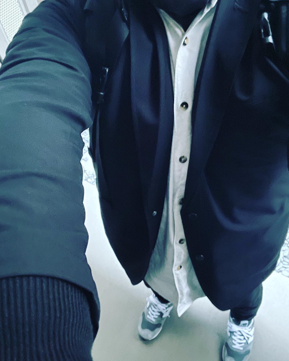 pakusako's tweet photo. 移動スタイル…行ってきます🚃
#ニューバランス
#newbalance
#M1400GJ
#M1400
#マーガレットハウエル
#margarethowell
#waisttotoe https://t.co/HI7EtGebH9