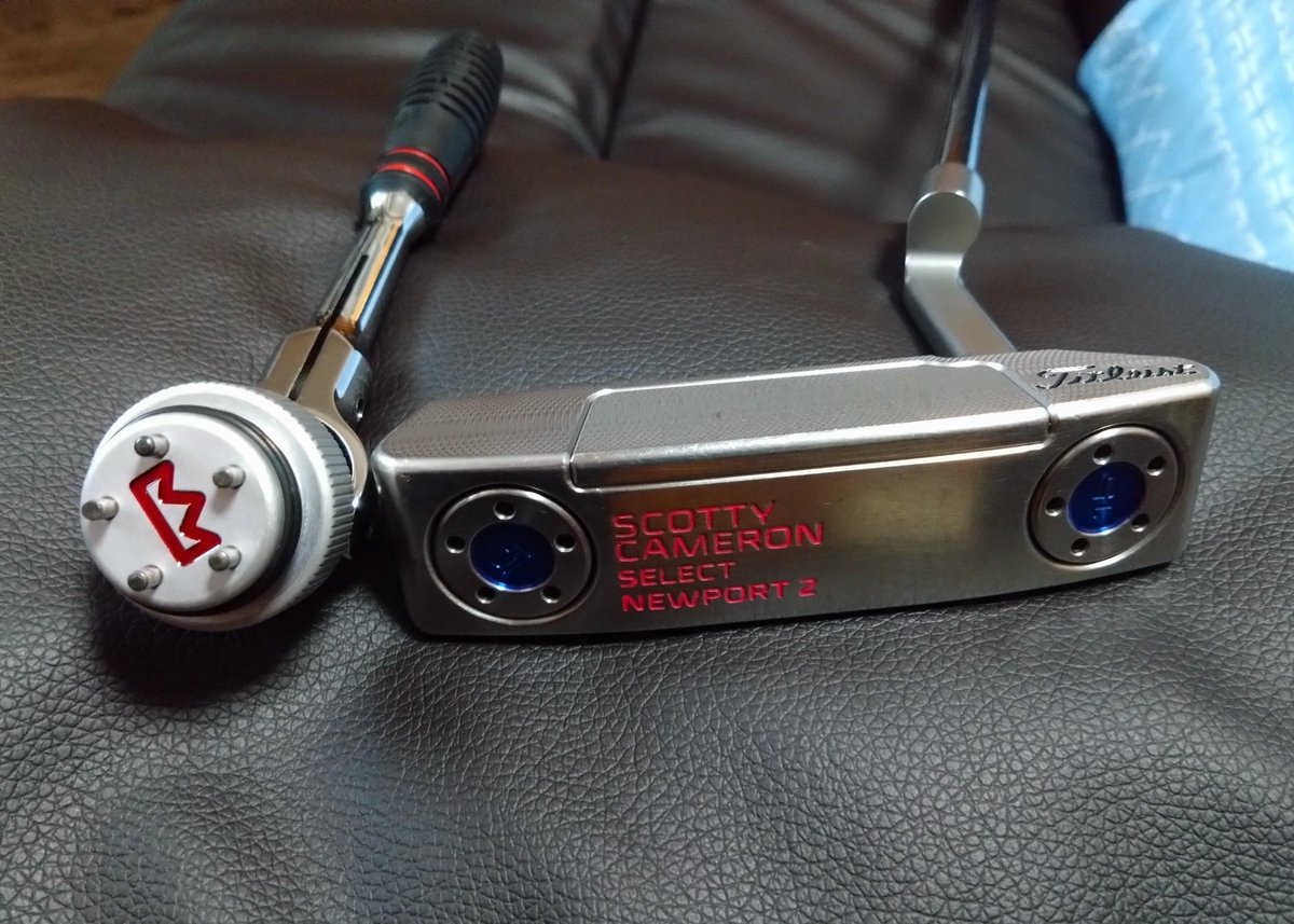 TaylorMader_Sti's tweet photo. リコーカップを観ながらの、、、

パターのお手入れタイムです。。。

#NEWPORT2 https://t.co/fjW7aONe3F