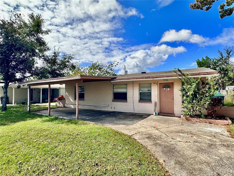 An offer has been accepted and this property is now in escrow!!!