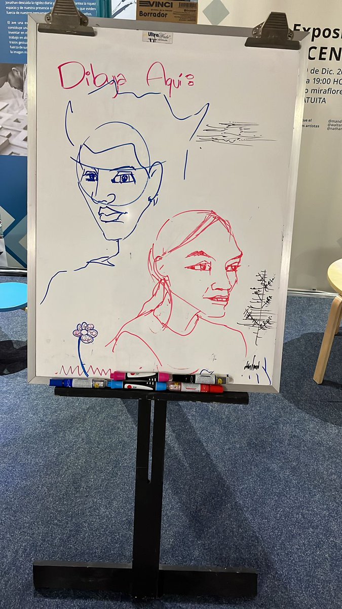 UEGuatemala's tweet photo. ¿Conoces a #Panchorizo?

Es un artista polifacético que conjuga los malabares, acrobacia y la comedia en sus presentaciones y que hoy nos ha visitado en nuestros #StandUE🇪🇺😉

Ven a #Filgua y no te pierdas de todas las actividades

⏰ 9:00 a 21:00 hrs
📍#FórumMajadas

#UEenFilgua https://t.co/5kDBO8nUCU
