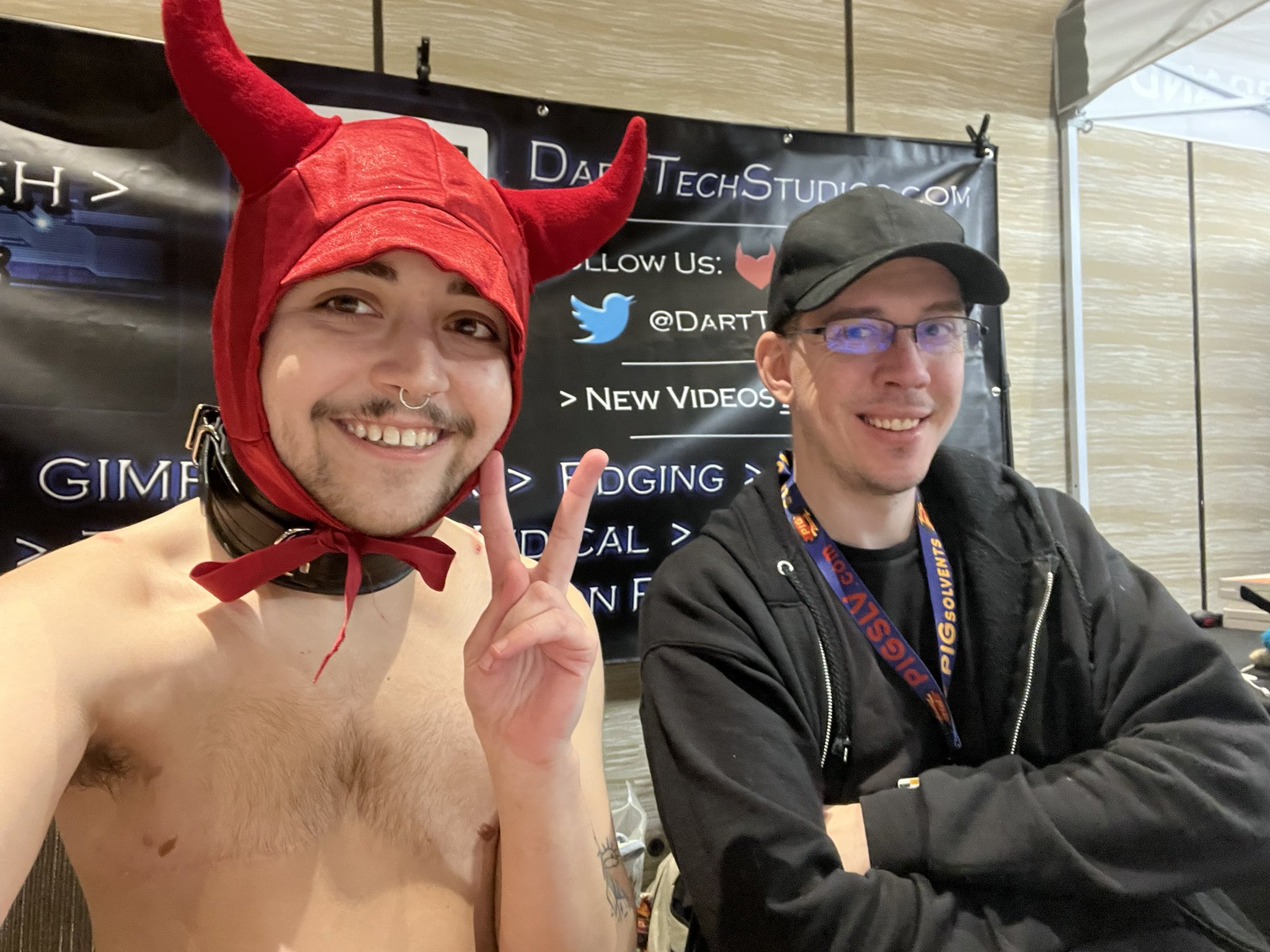 TW Pornstars - 1 pic. Haskell Holland 💦 18+ ONLY. Twitter. waiting 2 get  shocked & zapped 😈⚡️w @DartTechMStudio &. 10:51 PM - 25 Nov 2022