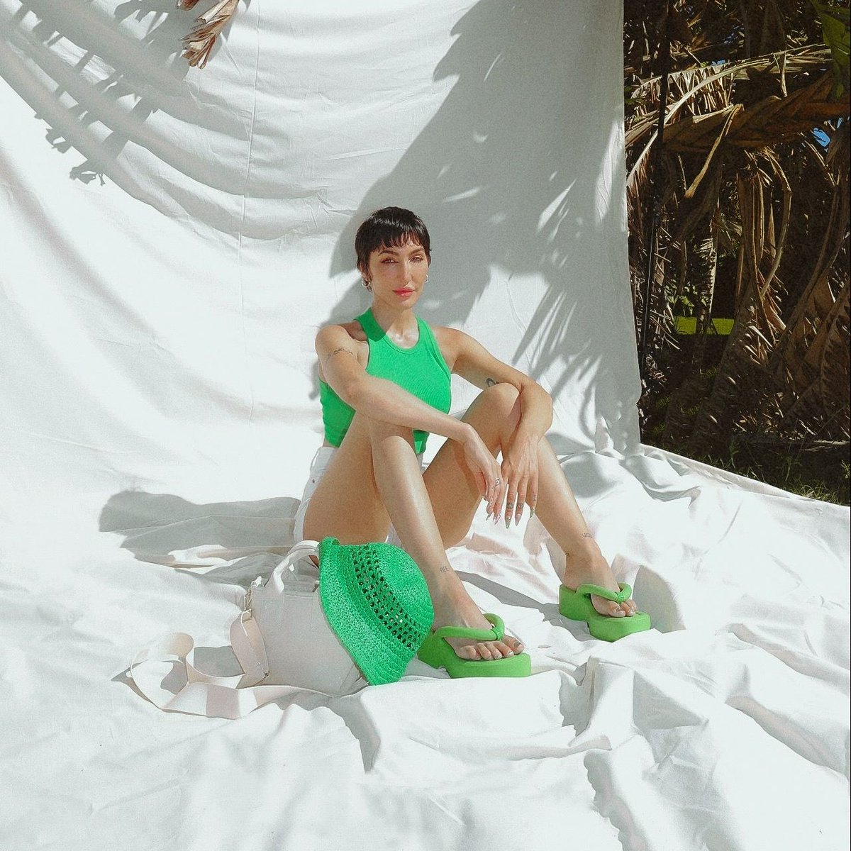 hmaustralia's tweet photo. Bianca Beers giving us all the summer feels in #HM. 😍 https://t.co/24VqOIWOSf